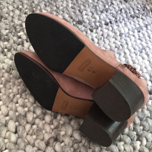 Coach Pricilla Bootie Boot in Nubuck Siena Tassel - Picture 4 of 15